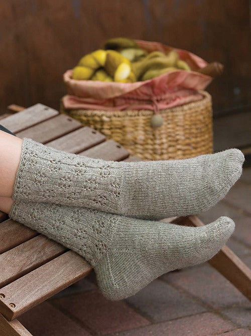 SO Pattern: Eyelet Socks