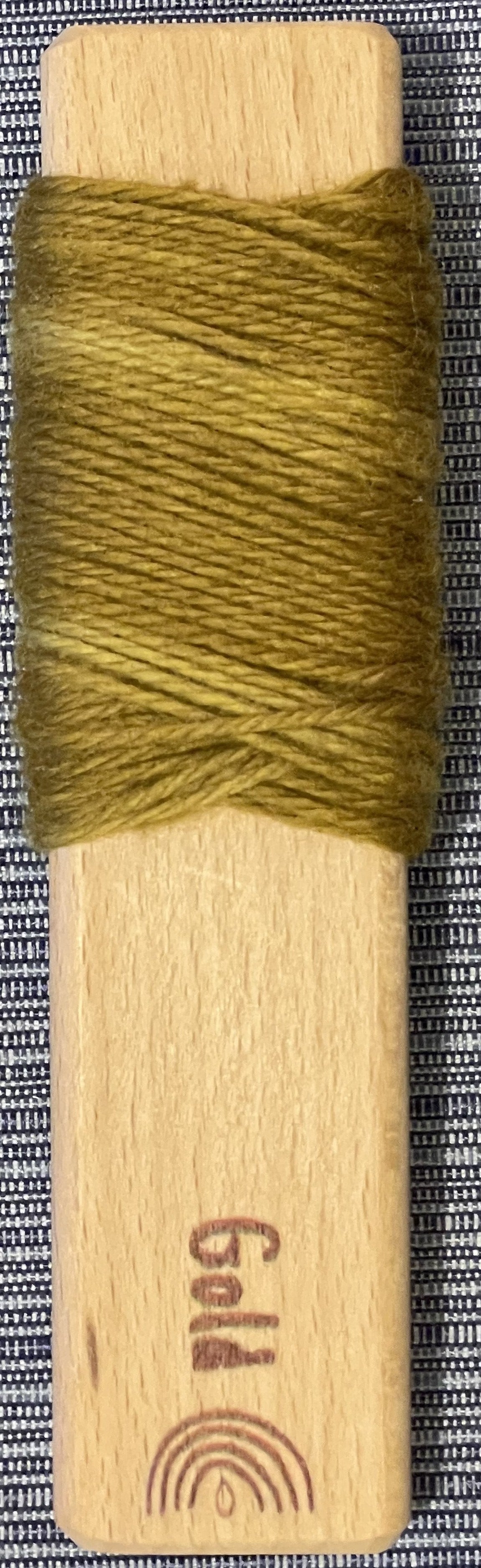 Dye Color: Gold