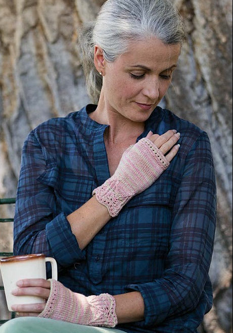 SO Pattern: Secret Garden Mitts