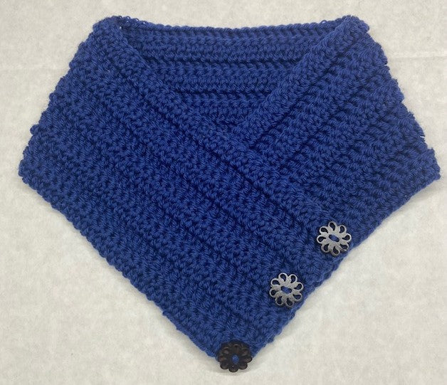HF Pattern: Three Button Cowl Crochet